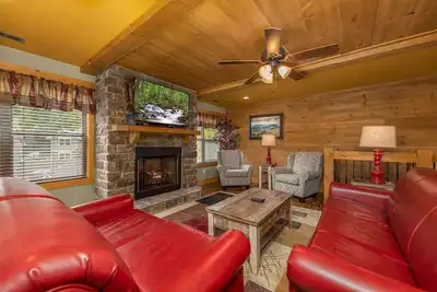 Image de Trois fois plus de plaisir un chalet de 3 chambres à Gatlinburg à Laurel Estates
