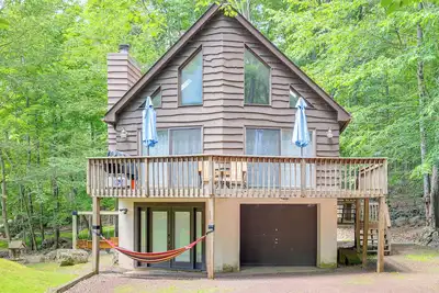 Image de Nouveau! Cabine de style Resort 26 Mi pour skier Big Bear!