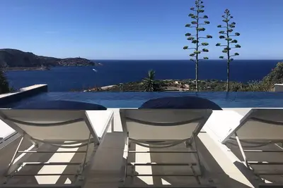 Image de Nouveau! Villa à quelques minutes de Calvi, vue mer, piscine
