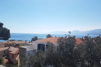 Image de Appartement vue mer avec Parking Gratuit dans la cour à 30 mètres de la mer en Offre