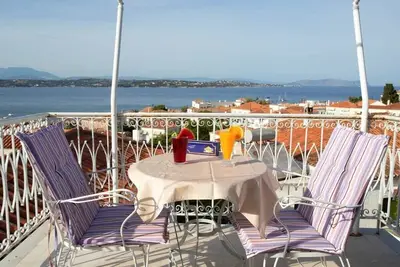 Image de Thalassa, retour à Spetses intemporel