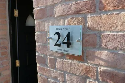 Image de Drws Nesaf Cardiff Townhouse