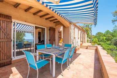 Image de Magnifique maison de vacances privée pour 6 personnes avec Wifi, Tv, terrasse et parking
