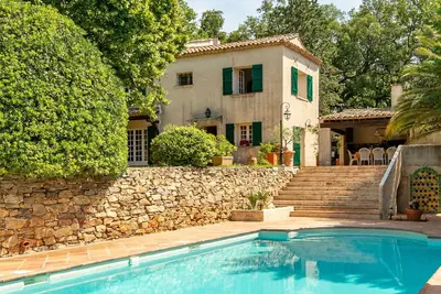 Image de Magnifique maison de vacances privée avec piscine privée, Wifi, Tv, terrasse et parking