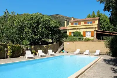Image de Merveilleuse maison de vacances privée avec Wifi, piscine privée, Tv, terrasse et animaux admis