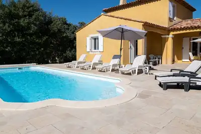 Image de Magnifique maison de vacances privée avec piscine privée, Wifi, climatisation, Tv et terrasse