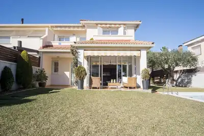 Image de Villa élégante à Calafell avec piscine
