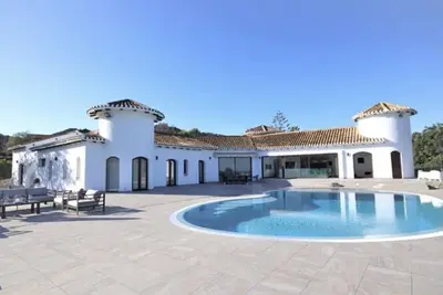 Image de Superbe villa de luxe sur le parcours de golf sud de La Manga Club Resort avec vue sur la mer