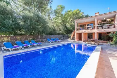 Image de Villa Pinsa close to beach by Js Villas