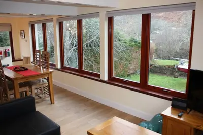 Image de Appartement avec balcon récemment rénové avec une vue magnifique