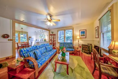 Image de Tutu's Place a Volcano Village Cottage 1 Mile From National Park