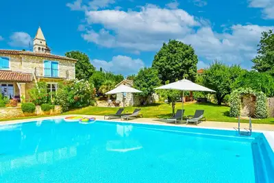 Image de Confortable appartement pour 6 personnes avec Wifi, piscine, climatisation, Tv et patio