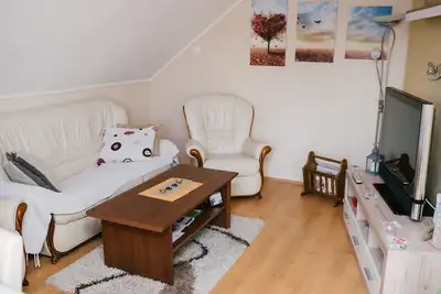 Image de Bel appartement confortable avec 2 chambres, salon, parking gratuit et wifi