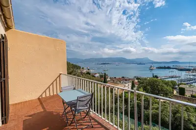 Vue Exceptionnelle Mer Et Montagne