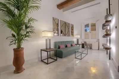 Image de Caminante del Agua Ii: Great flat Sevilla center