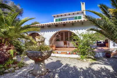 Image de Grande piscine privée, WiFi gratuit, zone tranquille et privée, emplacement idéal
