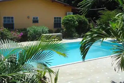 Image de Nous sommes un petit complexe d'appartements indépendants dans un quartier calme.