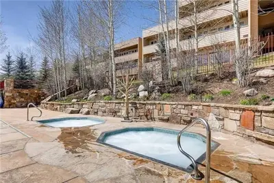 Image de Great Mountain View. Marchez jusqu'à la télécabine de Lionshead