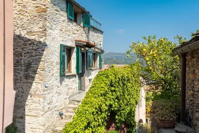 Image de Belle maison de vacances privée pour 4 personnes avec Wifi, Tv et patio