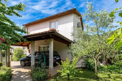 Bel appartement à Rukavac avec WiFi