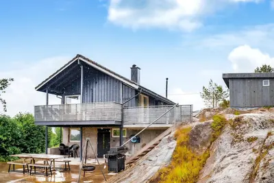 Image de Maison confortable à Bjoa avec WiFi