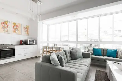 Image de Heart of Tel-Aviv Spacious Stay by Sea N' Rent