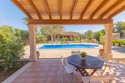 Image de Villa Can Pep, maison de vacances privée avec piscine.