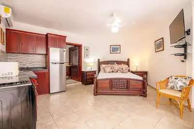 Image de Joli studio avec sa propre cuisine
