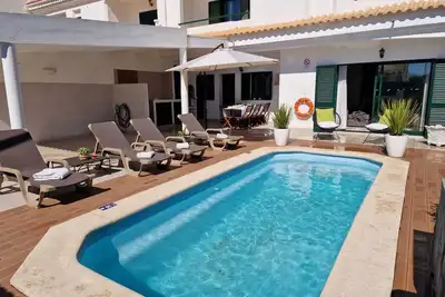 Image de Charmante villa de deux chambres avec piscine privée