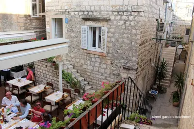 Appartement Street Garden au coeur de la ville de Hvar