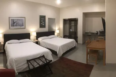 Image de Brand New! Fully Ada Accessible sleeps 4 comfortably. 10 minutes from Fairbanks