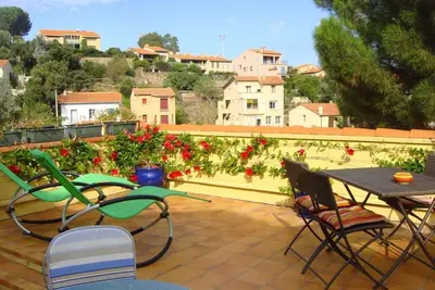 Image de Appartement très coquet, bien décoré dans une résidence de standing en espalier