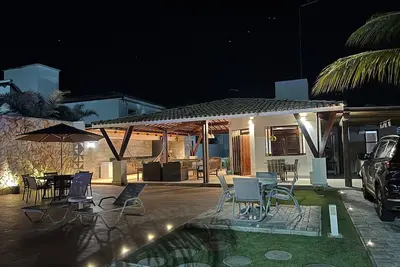 Image de Maison avec piscine, barbecue, à 250 mètres de la meilleure plage de Guarajuba.