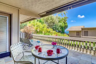 Image de Récemment rénové - Kahana Sunset Resort - Complexe face à l'océan - C3c une chambre / une salle de bain