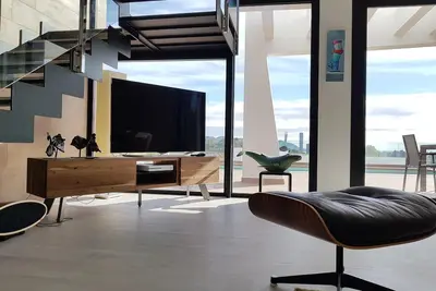 Image de Villa de standing de 2019 vue mer, piscine au sel, 5min plages et commerces
