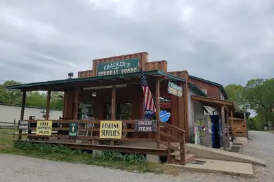 Image de Cute One Room Upstairs Loft just minutes from Bull Shoals Lake & the White River