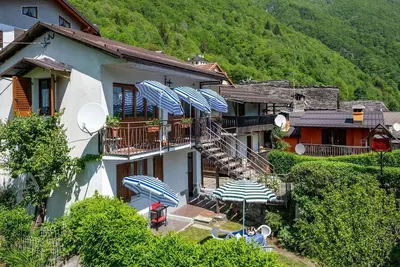 Image de Confortable appartement pour 5 personnes avec Wifi, Tv, animaux admis et parking