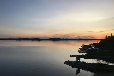 Image de Cabines au bord du lac à louer, avec marina privée - Cabine 2