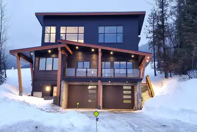 Image de Nouvelle suite de 2 chambres située à 150 pas de la chaise Quad Timber Express