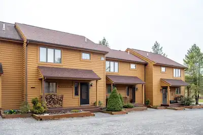 Image de Deerfield Village 134 - Piscine communautaire, foyer et aire de jeux, animaux acceptés