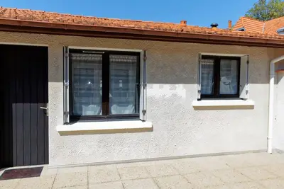 Image de Charmant T2 au Centre d'Arcachon avec Garage - À Proximité de la Plage et des Commerces