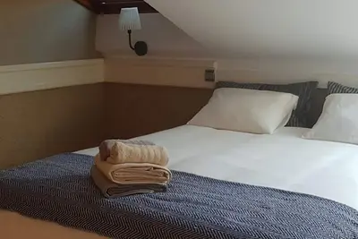 Image de 18 tours mansardées d'Alfonso