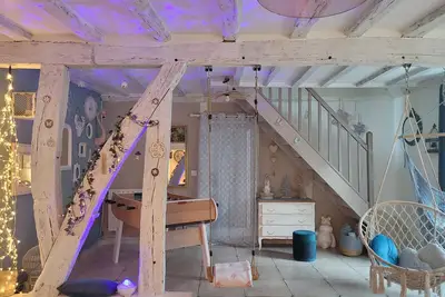 Image de Maison féérique et ludique, avec jeux de piste