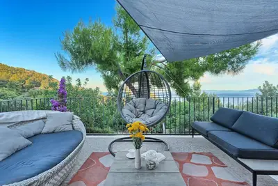 Image de Villa Breeze - avec vue imprenable et piscine Ă Hvar