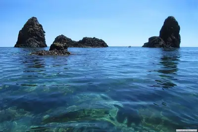 Maison de vacances avec terrasse donnant sur la mer à Acitrezza