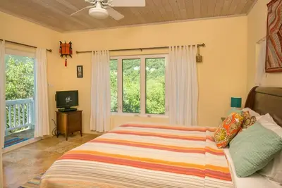 Image de Villa privée et piscine pour 6 personnes Ac centrale