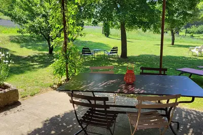 Image de Bastide de la Mandarine du 18 ° s Red Ocher Natural in the Heart of the Luberon