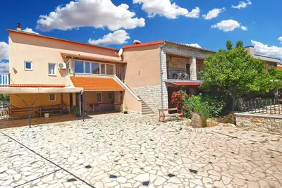 Image de Apartment 1954