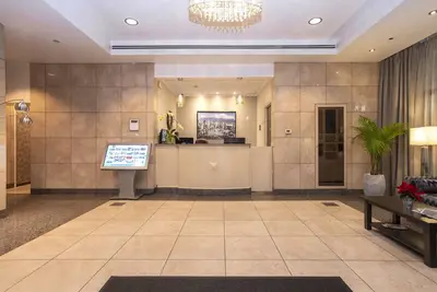 Landis Hotel & Suites