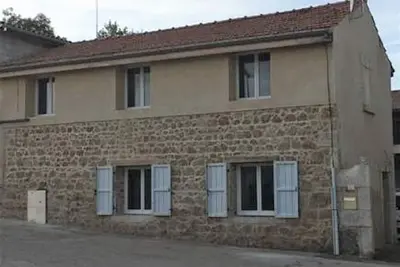 Image de Maison confortable et spacieuse au calme